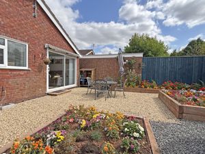 Photo 13- click for photo gallery